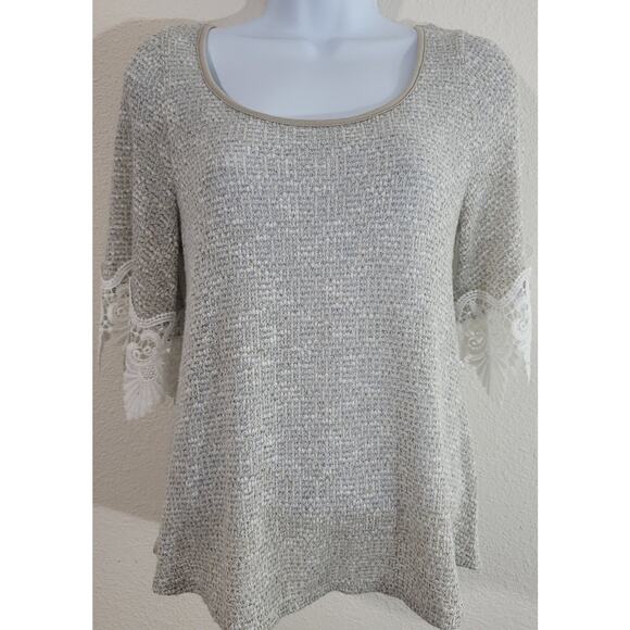 Le Lis Stitch Fix Tan Beige Hi Low Marled Knit Top Small Lace on Sleeves - Picture 1 of 5
